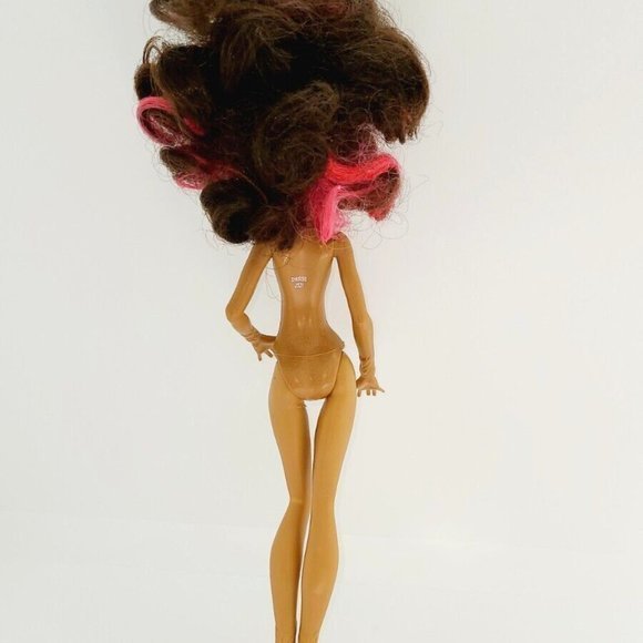 Mattel 2010 Monster High‎ Clawdeen Wolf Doll - Picture 3 of 4